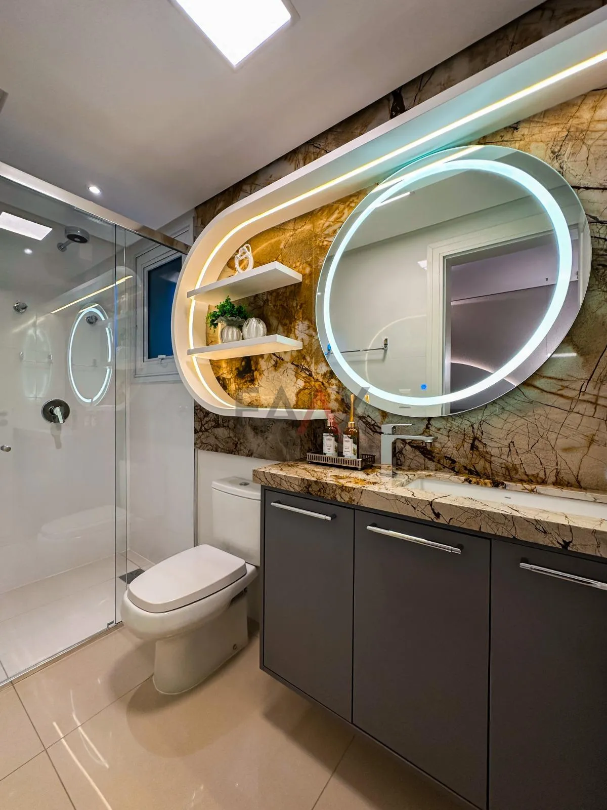 Imagem Apartamento no Château de Florence em Itapema SC com vista para o mar