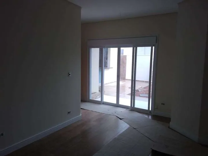 Imagem Casa de Condomínio com 3 Quartos à Venda, 220 m² em Jardim Do Golfe - São José Dos Campos