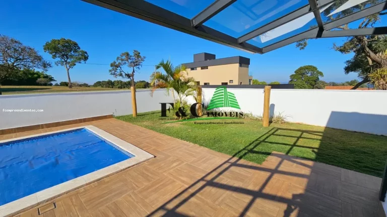Imagem Casa para Venda em Arandu, Riviera de Santa Cristina I, 3 dormitórios, 3 suítes, 1 banheiro, 2 vagas