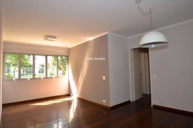 Imagem Imperdível apartamento à venda em Moema, São Paulo-SP: 3 quartos, 1 suíte, 2 banheiros, 1 vaga de garagem e 95m² de luxo!
