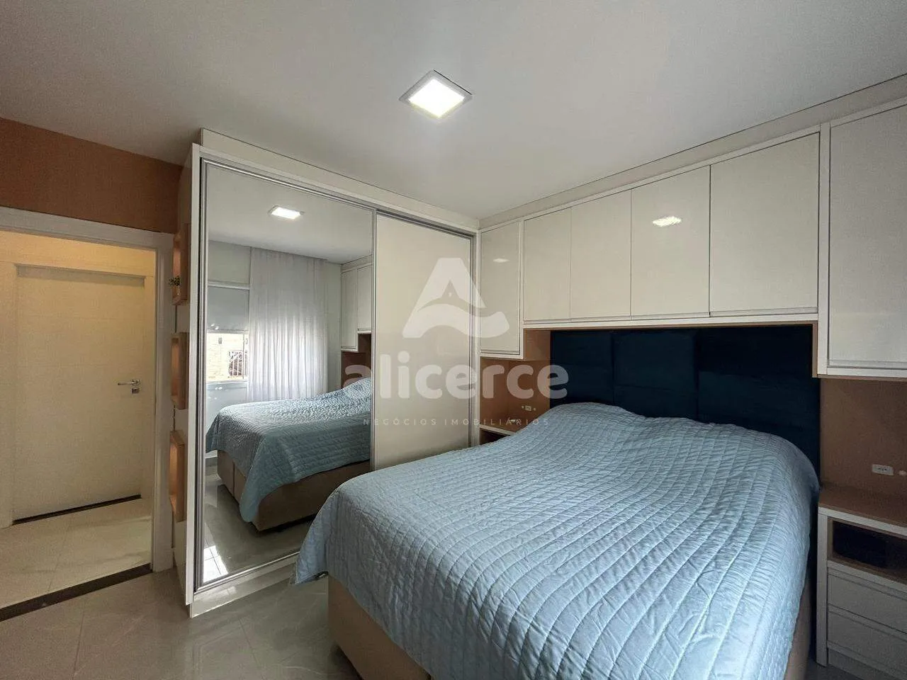 Imagem Casa à venda com 2 quartos , 87m² em Forquilhas São José