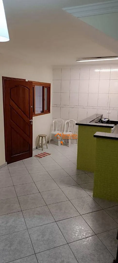 Imagem Sobrado com 2 dormitórios para alugar, 90 m² por R$ 2.500,00/mês - Jardim Tranqüilidade - Guarulhos/SP