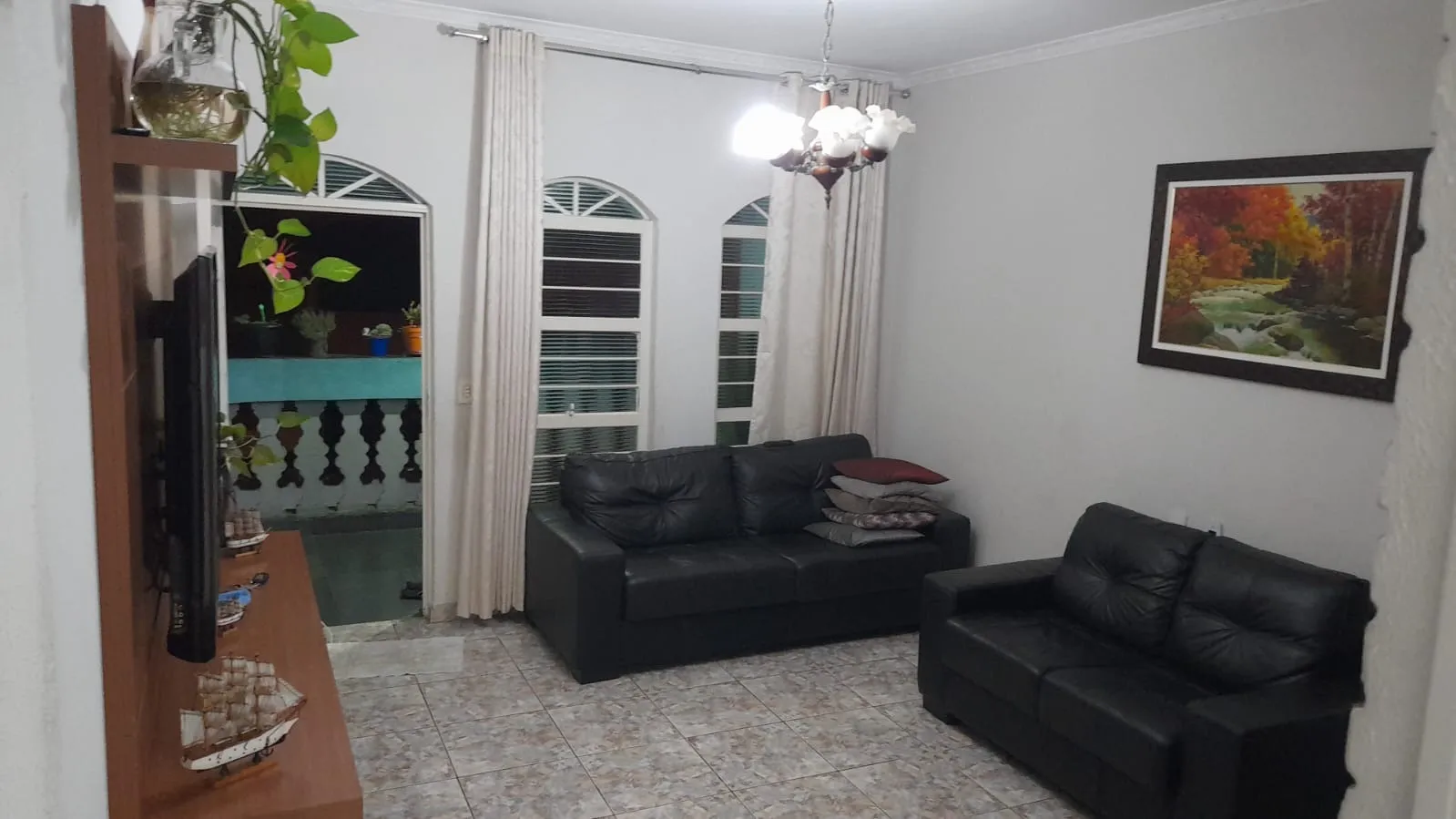 Imagem Casa à Venda no Bairro Mirante dos Ovinis, Votorantim - 2 Quartos e Quintal Amplo