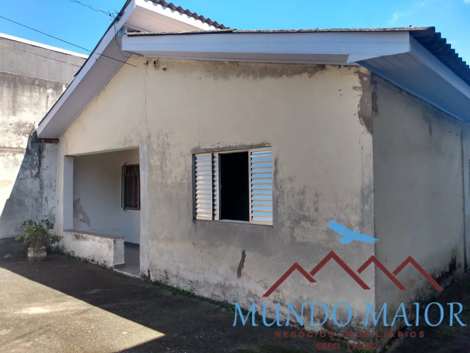 Foto do imóvel Casa Térrea no Taboão: 2 Dorms, 3 Vagas e 290m²-Diadema -Sp.