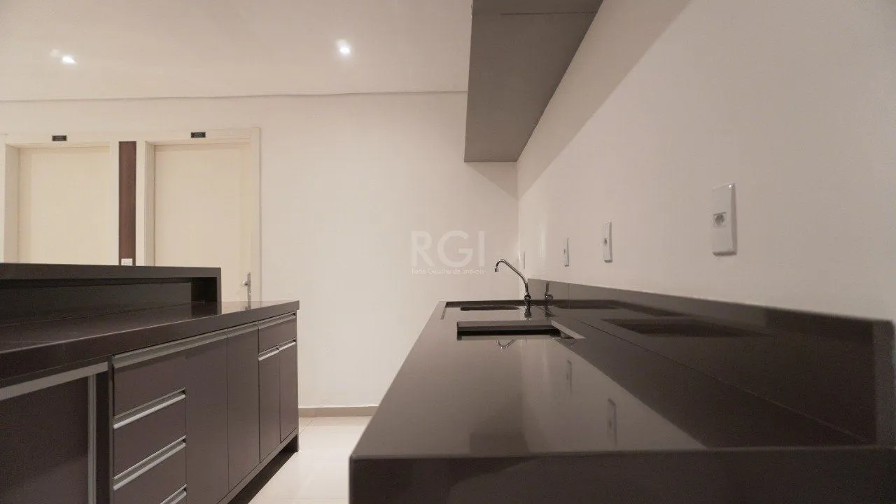 Imagem Conjunto/Sala para Venda - 47.55m², 0 dormitórios, Menino Deus