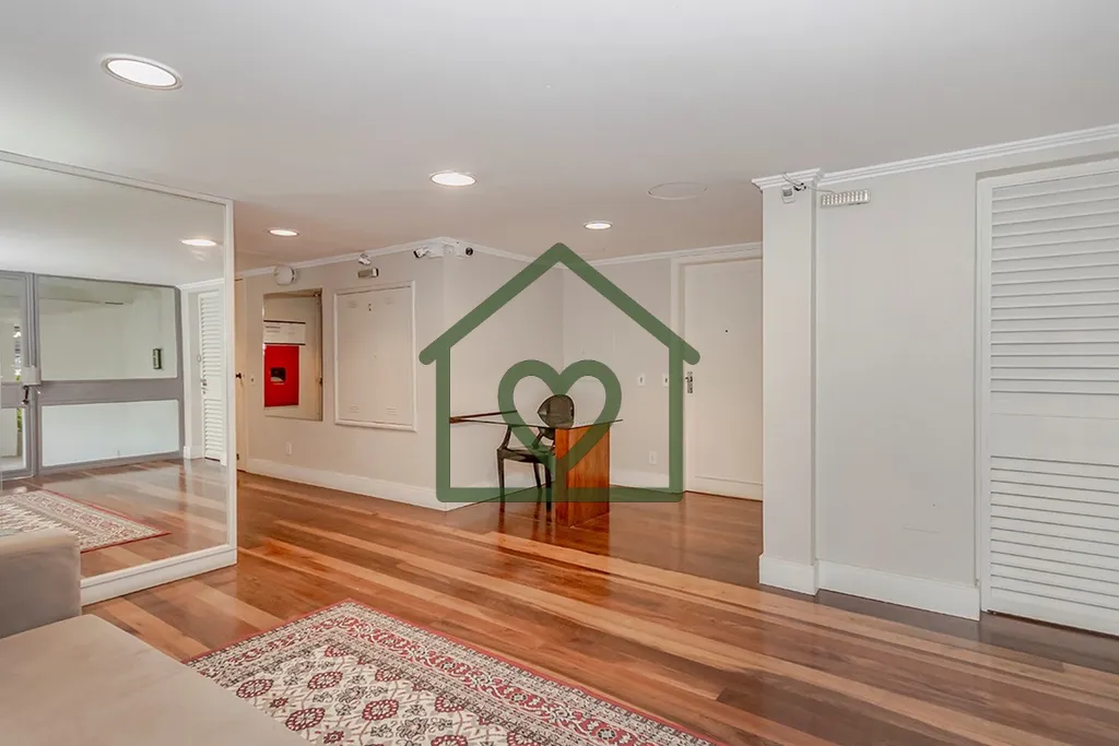 Imagem Apartamento à venda no bairro Auxiliadora, Localizado na rua Silva Jardim, próximo da Av 24 de Out...