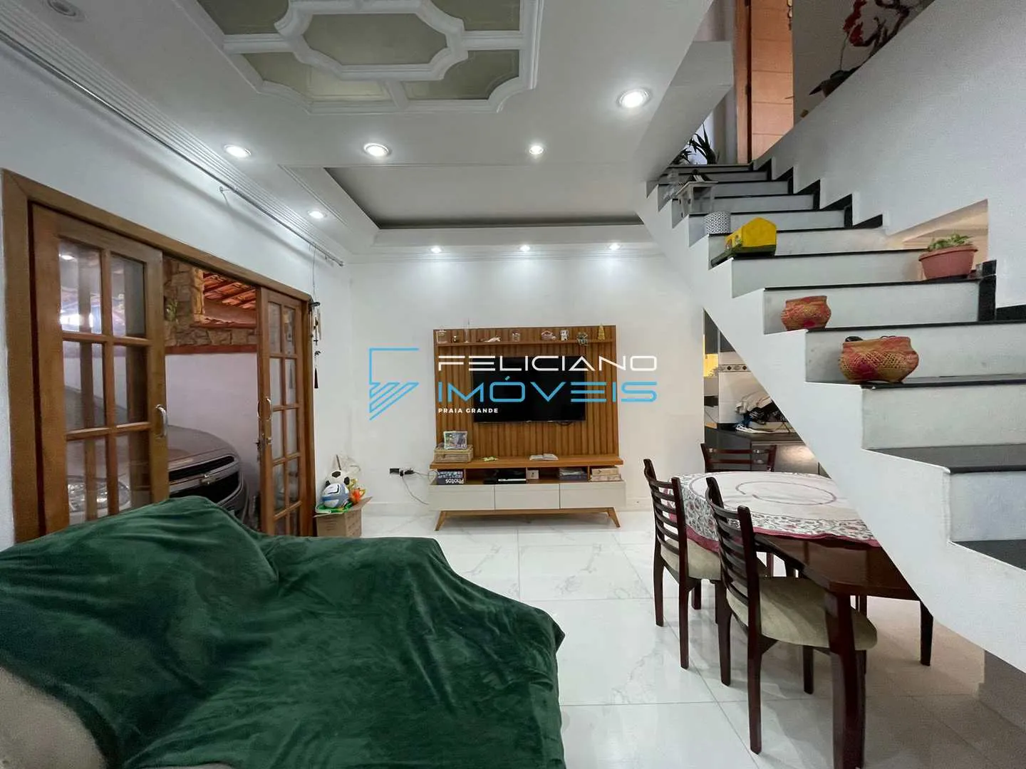 Imagem Sobrado com 3 quartos, Balneário Maracanã, Praia Grande - R$ 600 mil, Cod: 7047