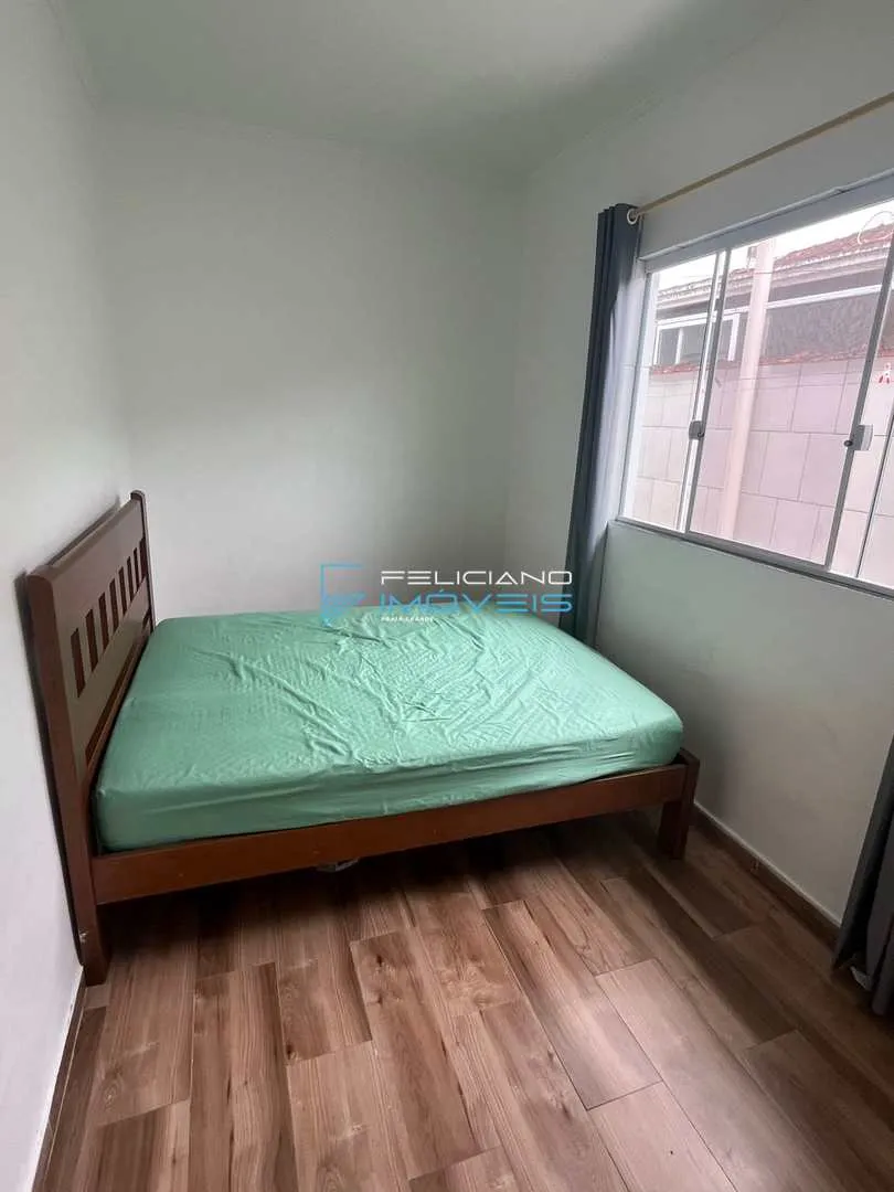 Imagem Casa com 2 quartos, Caiçara, Praia Grande - R$ 450 mil, Cod: 7045