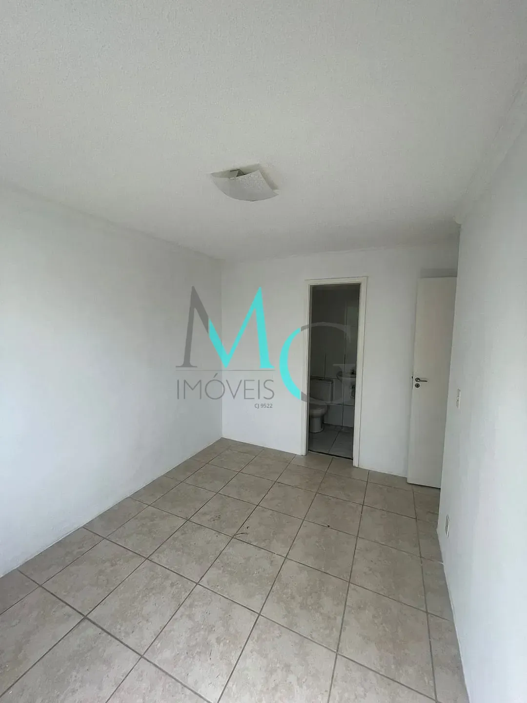 Imagem Apartamento 2 quartos à venda por R$ 135.000,00, 45m² - Campo Grande