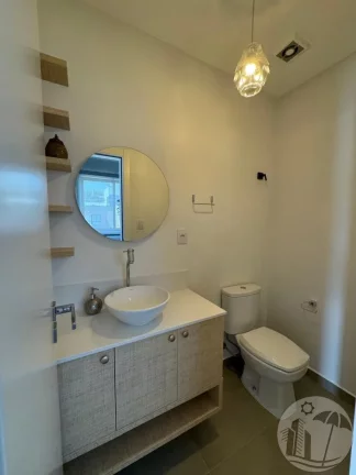 Imagem Sobrado Duplex na Praia dos Amores: Conforto e Sofisticação!