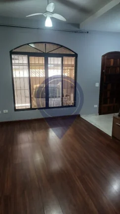 Oportunidade única: Casa à venda em São Paulo-SP, 4 quartos, 1 suíte, 3 banheiros, 2 vagas, 190m² no Cambuci!
