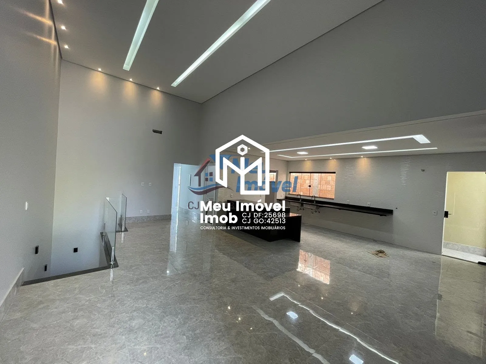 Imagem Casa 4 Quartos 4 suítes Alto Padrão 2 Vagas 260m² Arniqueira