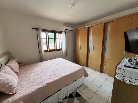 Imagem Casa para Venda em Florianópolis / SC no bairro São João do Rio Vermelho