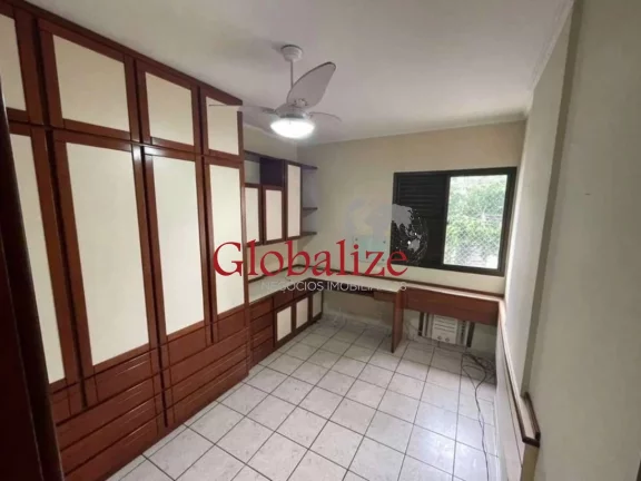 Imagem Apartamento à venda com 128m², 3 quartos, 1 suíte, dependência completa por R$750.000,00 no Boqueirão em Santos