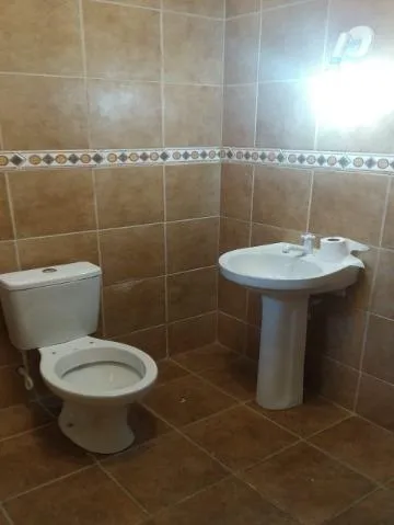 Imagem VENDA DE SOBRADO NO PARQUE NOSSA SRA. DO CARMO, 258m² com 2 suítes, churrasqueira, sala com lareira, quintal amplo e 06 vagas. CONSULTE-NOS.
