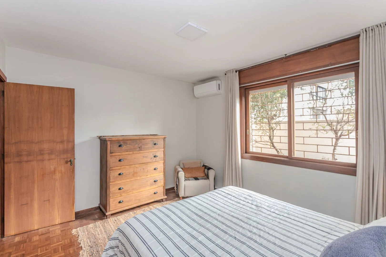 Imagem Apartamento de 3 dormitórios e vaga no bairro Petrópolis