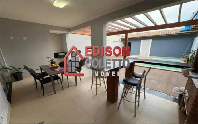 Imagem "Pronto para Morar" Casa a venda no Condomínio Águas Claras de 140 m² de construção, com 3 Dormitórios