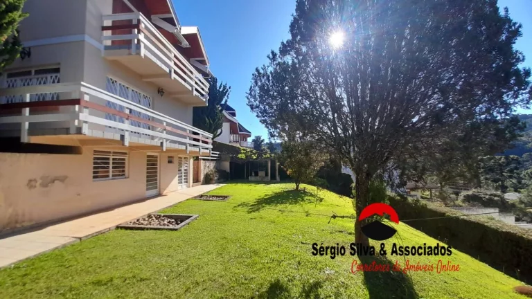 Imagem Casa a Venda na Nova Suíça em Campos do Jordão - SP.