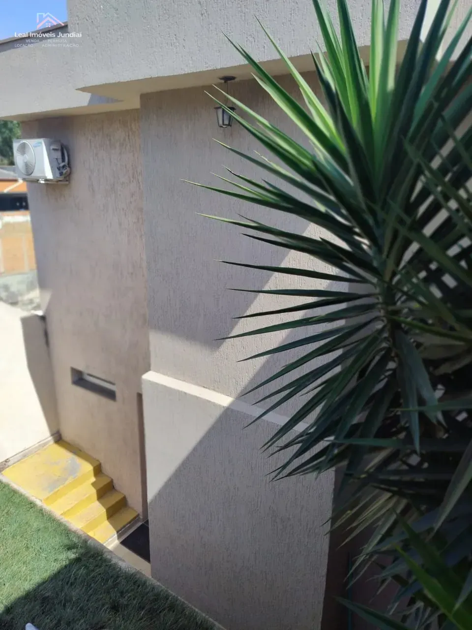 Imagem Casa à venda - Área útil 191 m2 com 4 dormitórios - 1 vaga - Jardim Messina - Jundiaí - São Paulo