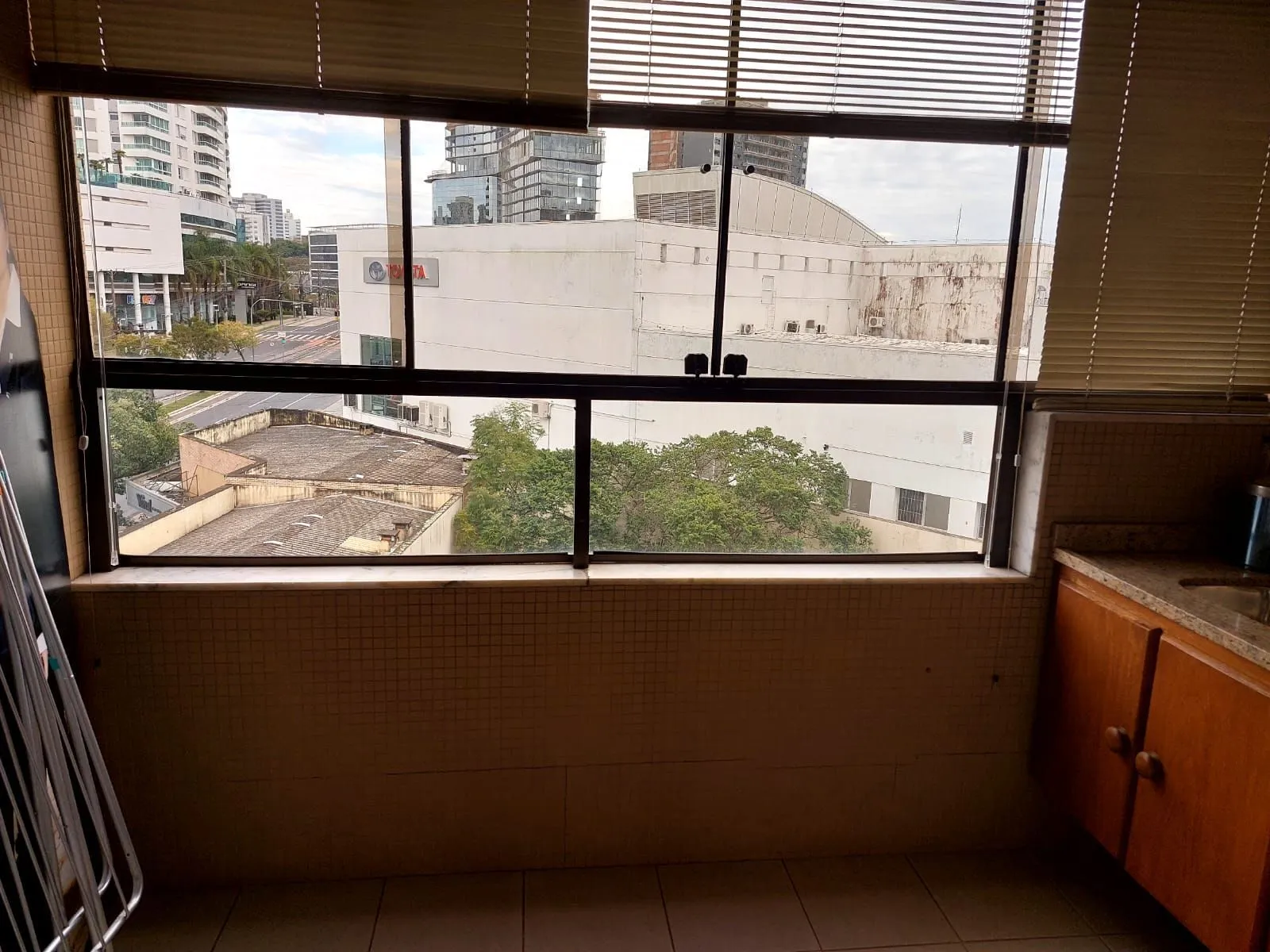 Imagem Edifício Les Halles de Paris Apartamento 2 dormitórios no bairro Três Figueiras