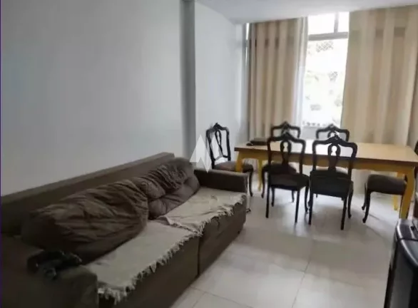 Imagem Apartamento á venda com 2 dormitórios 1 suite no Gonzaga em Santos