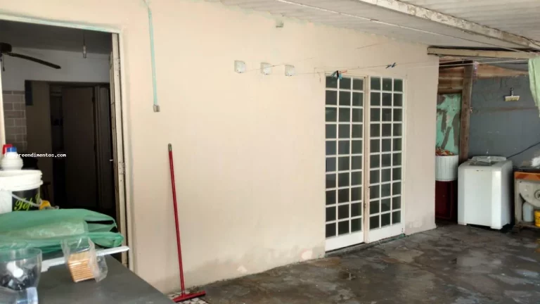Imagem Casa para Venda em Limeira, Jardim Hortência, 3 dormitórios, 1 banheiro, 1 vaga