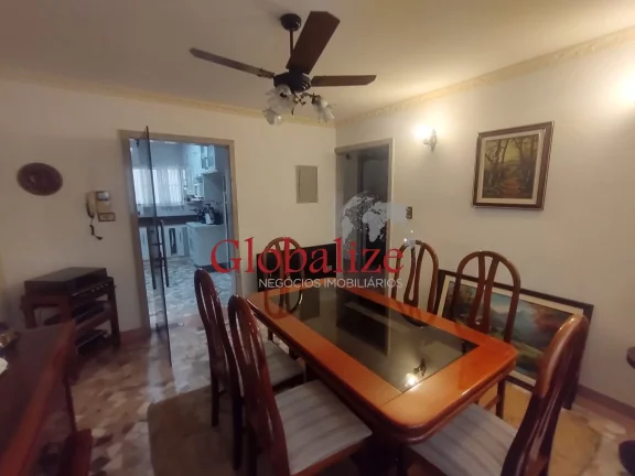 Imagem Sobrado com 251m², 5 dormitórios à venda na Ponta da Praia por R$1.930.000,00.