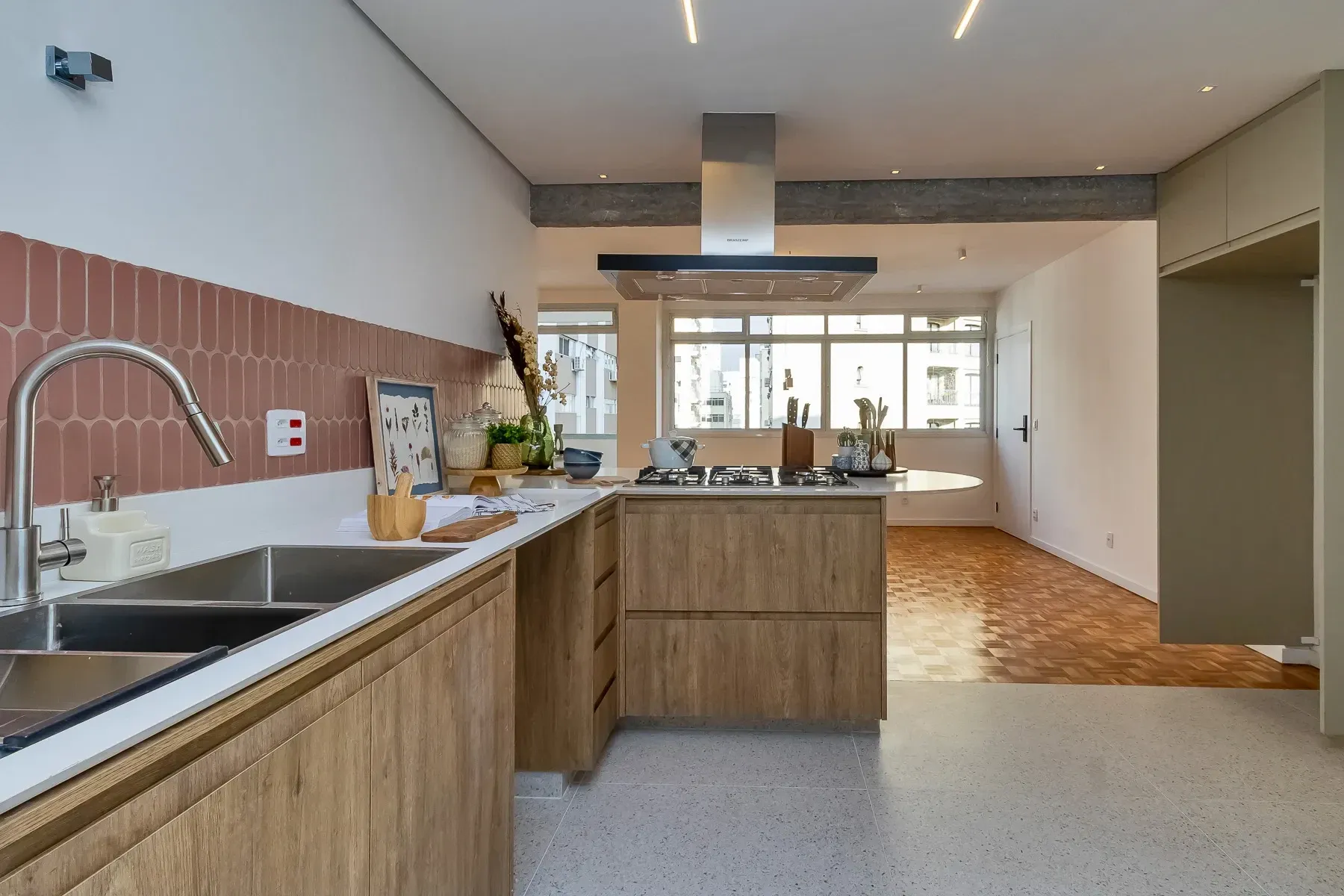 Imagem Apartamento com 2 Quartos à Venda, 107 m² em Jardim Paulista - São Paulo