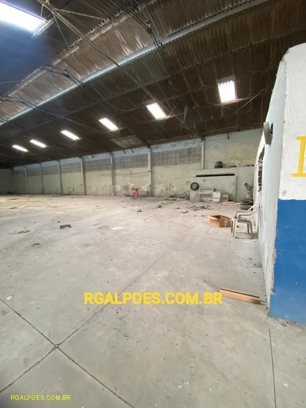 Imagem Galpão para Venda em BELFORD ROXO, ROCHA SOBRINHO, 2 banheiros