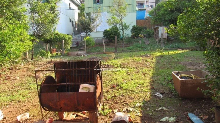 Imagem Casa para Venda em Concórdia, Petrópolis, 3 dormitórios