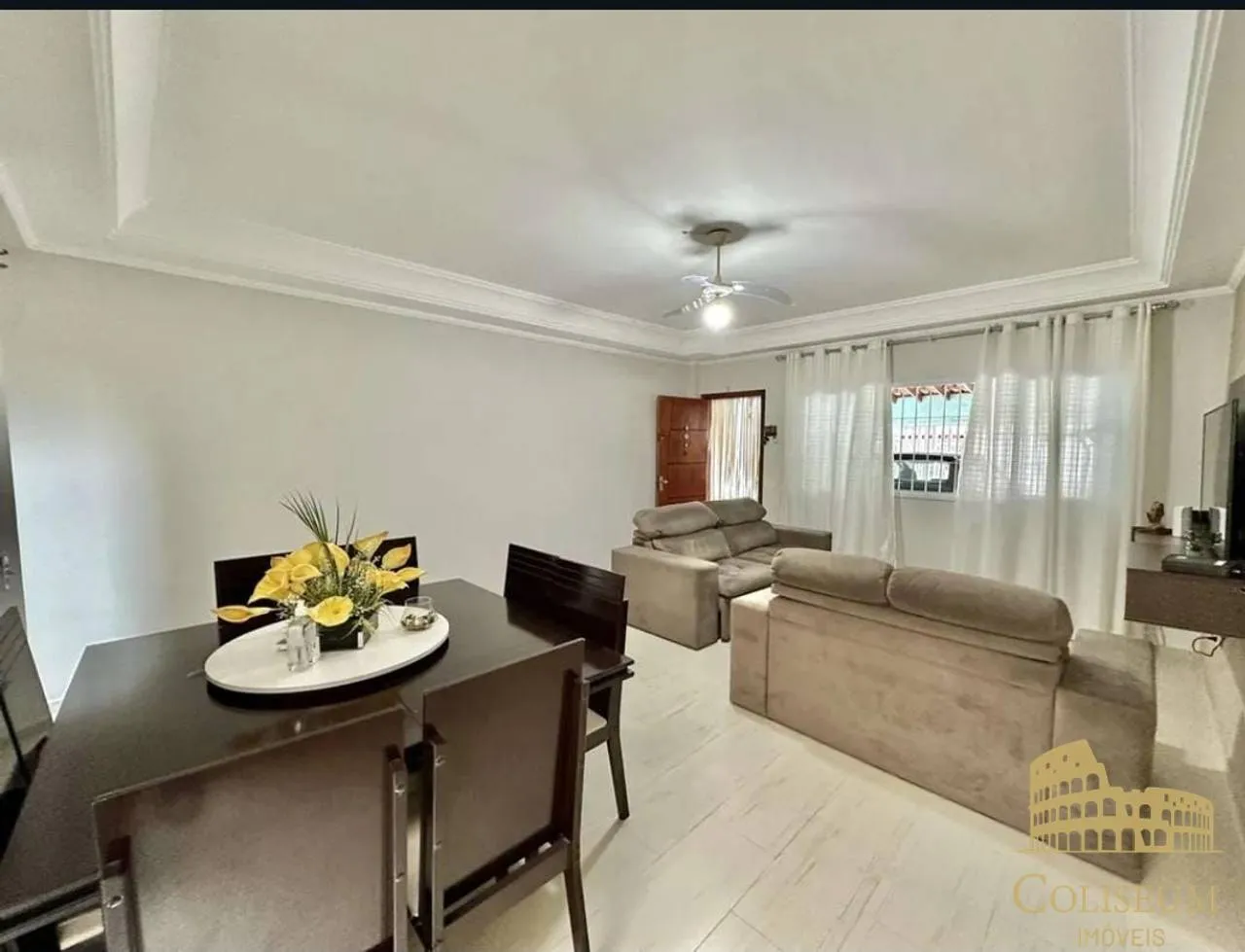 Imagem Casa com 3 dormitórios à venda por R$ 624.000,00 - Aviação - Praia Grande/SP