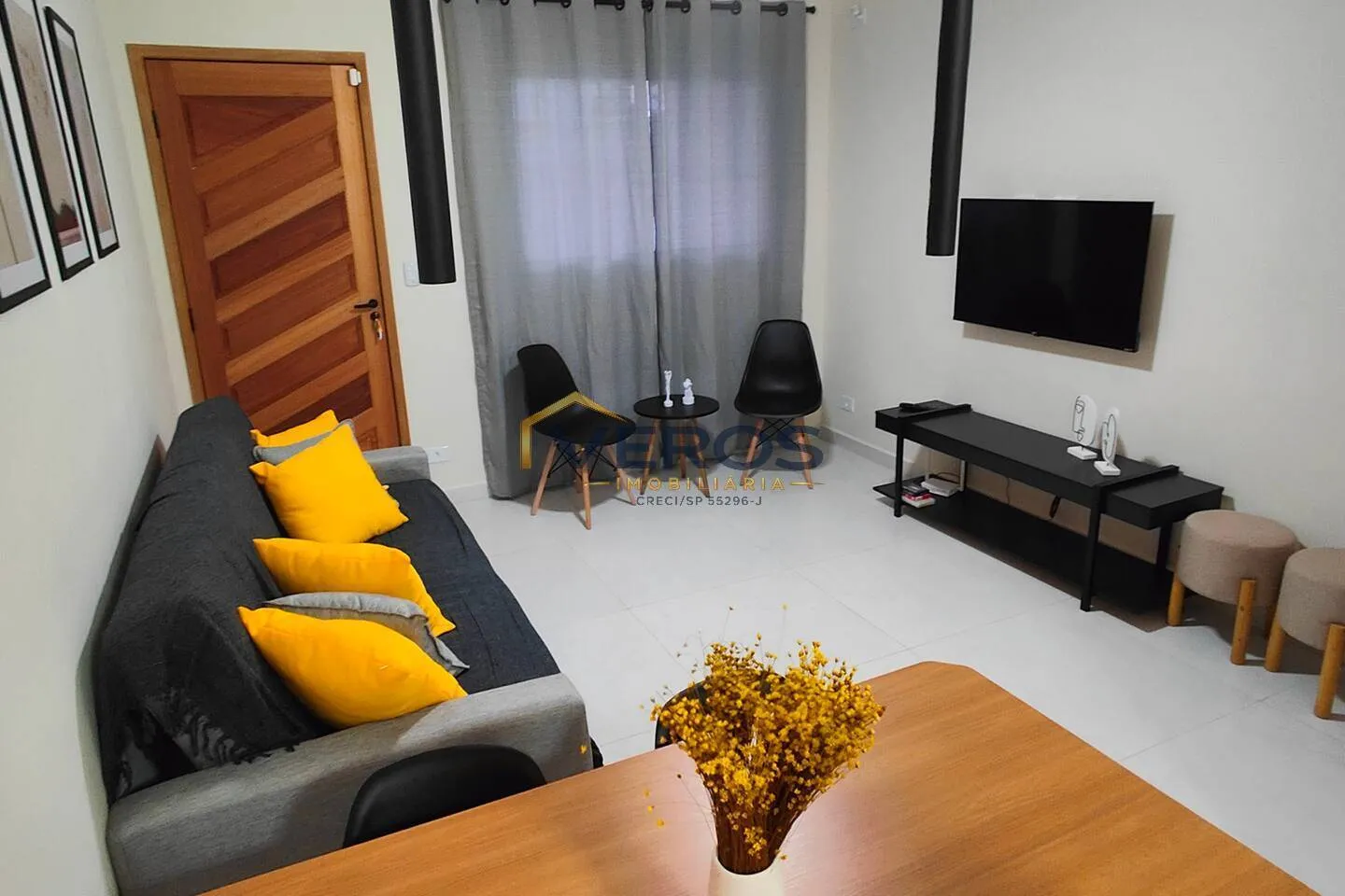 Imagem Sobrado à Venda com 2 quartos no Pontal Santa Marina - Caraguatatuba/SP