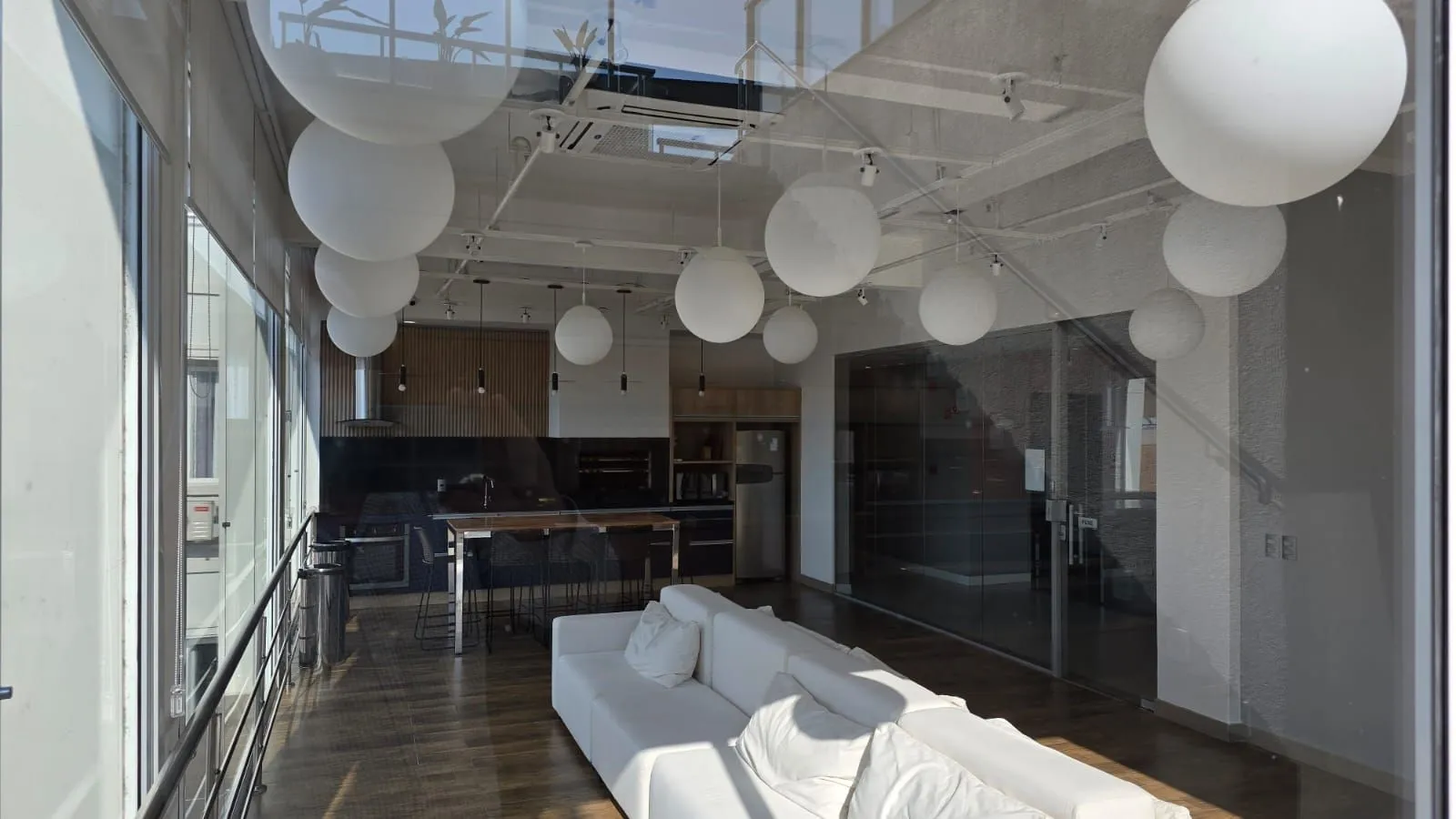 Imagem Flat à venda em Porto Alegre, Centro Histórico, com 1 quarto, 30m2