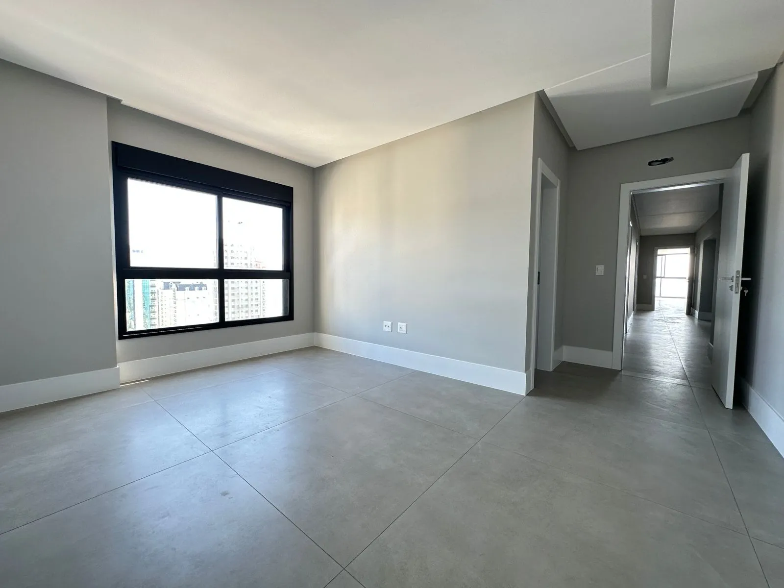 Imagem Apartamento com vista para o mar à venda com 200m2 por R$ 5.150.000,00