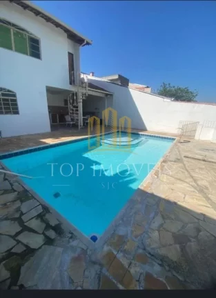 Imagem maravilhosa casa cinco dormitórios suíte varanda churrasqueira no bosque dos eucaliptos