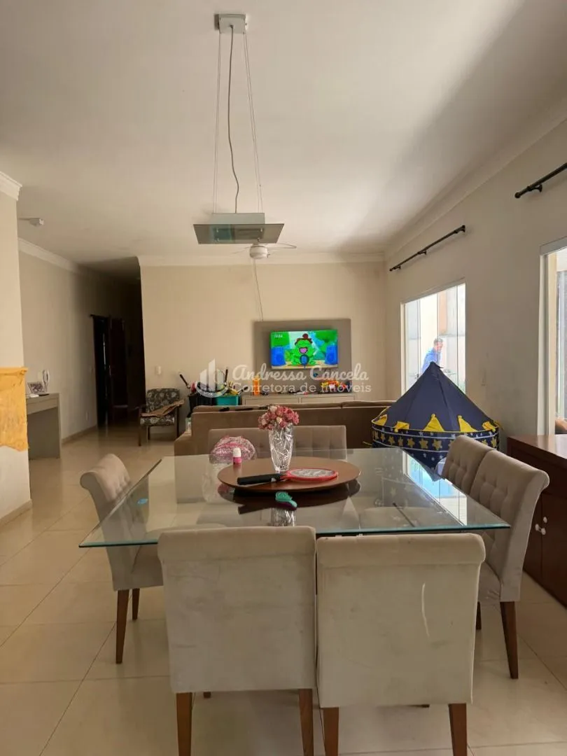 Imagem Casa com 3 dormitórios à venda, 198 m² por R$ 1.600.000,00 - Universitário - São José do Rio Preto/SP