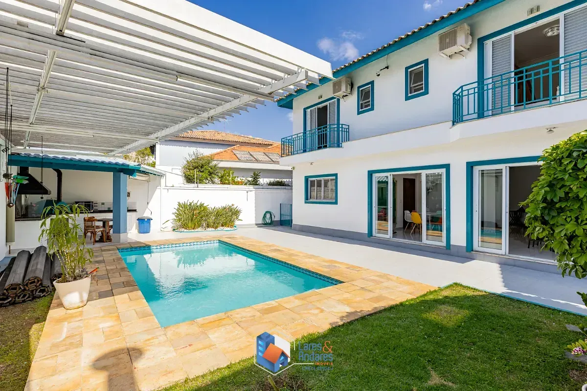 Imagem Casa para venda em Bosque da Saúde com 5 quartos, sendo 3 suítes, 378m²