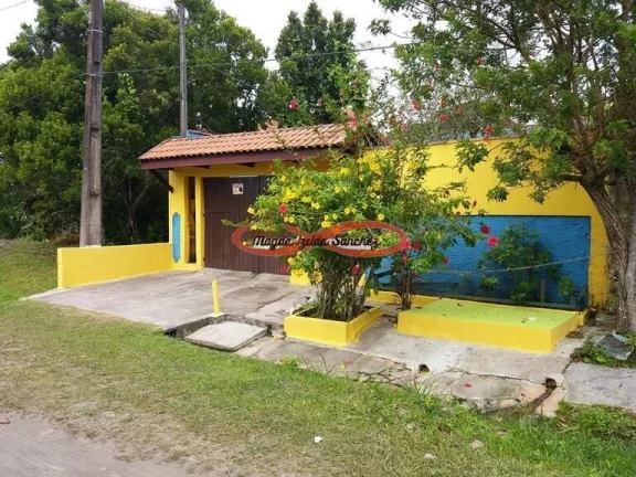 Imagem CASA MOBILIADA À VENDA EM ITANHAÉM – PORTEIRA FECHADA.