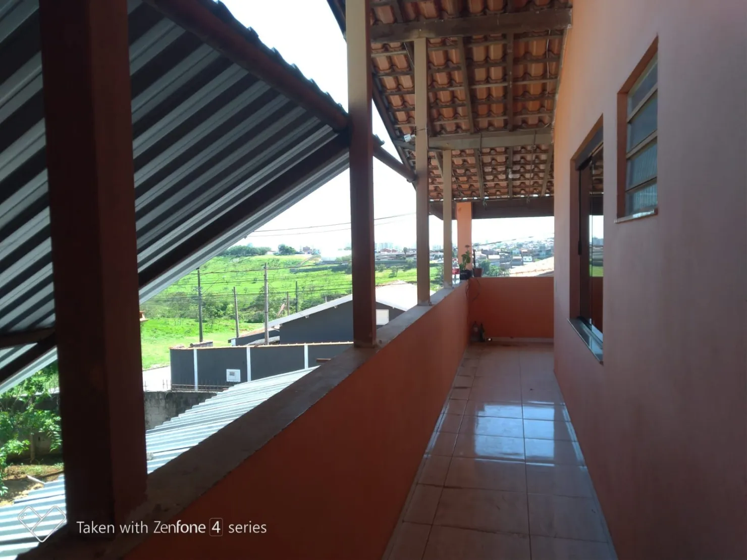 Imagem Casa para Locação 2 Quartos, 4 Vagas, 200M², São Gonçalo, Taubaté - SP