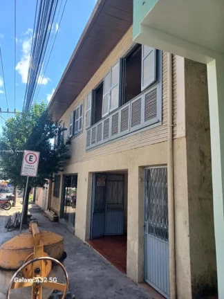 Imagem Casa para Venda em Concórdia, Centro, 3 dormitórios, 2 banheiros, 1 vaga