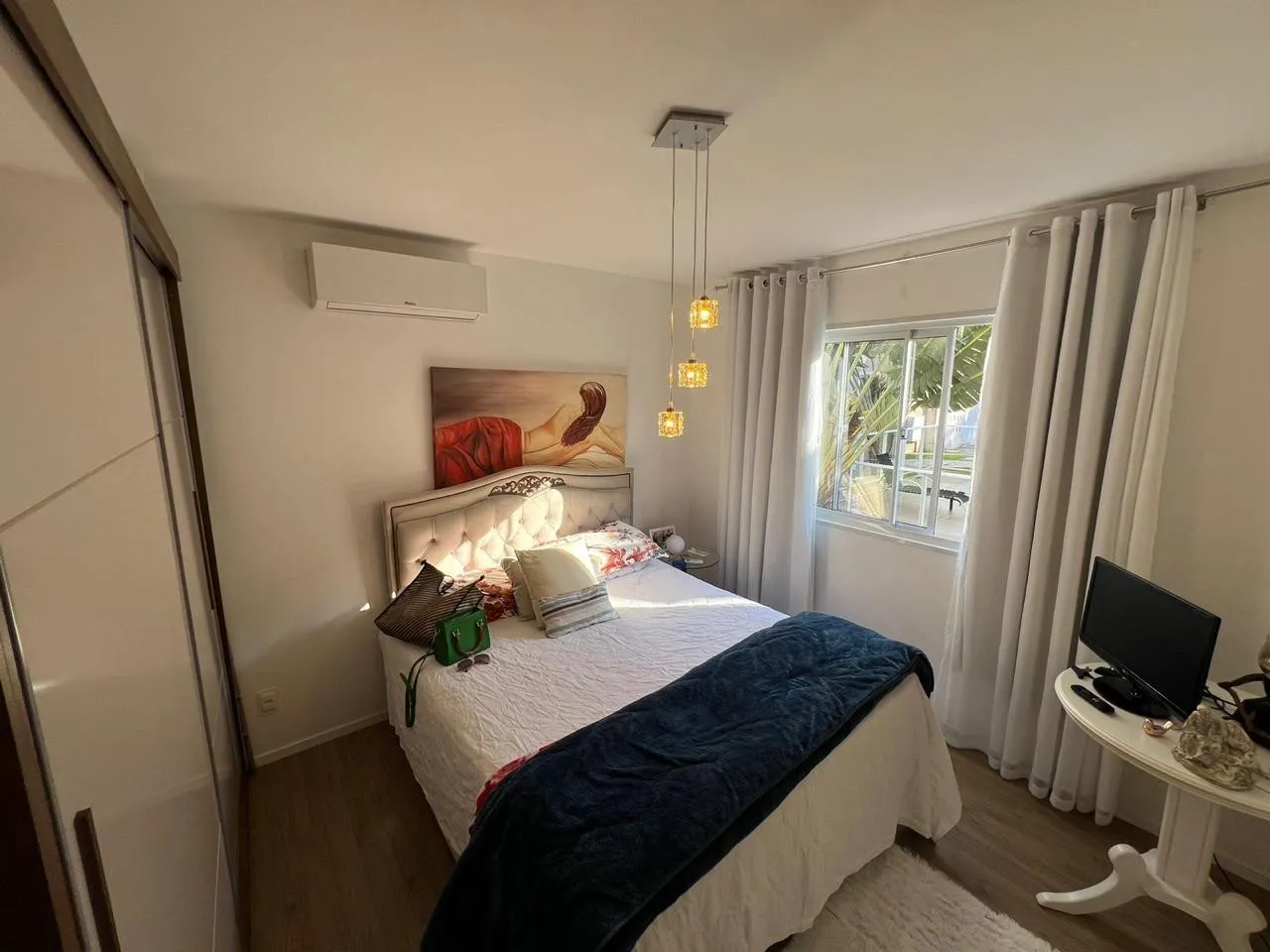 Imagem Apartamento com Terraço para Locação em Camboriú, Rio Pequeno, 2 dormitórios, 1 banheiro, 1 vaga
