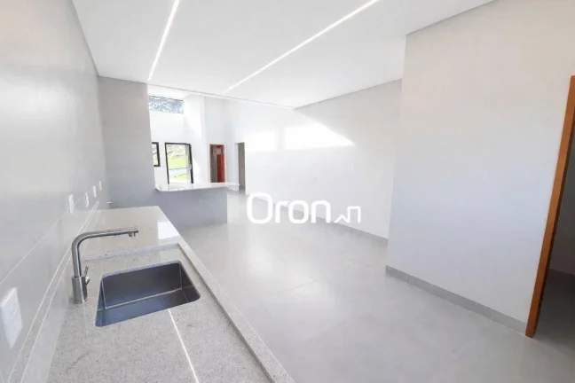Imagem Sobrado à venda, 232 m² por R$ 1.100.000,00 - Cond Vale Verde - Senador Canedo/GO