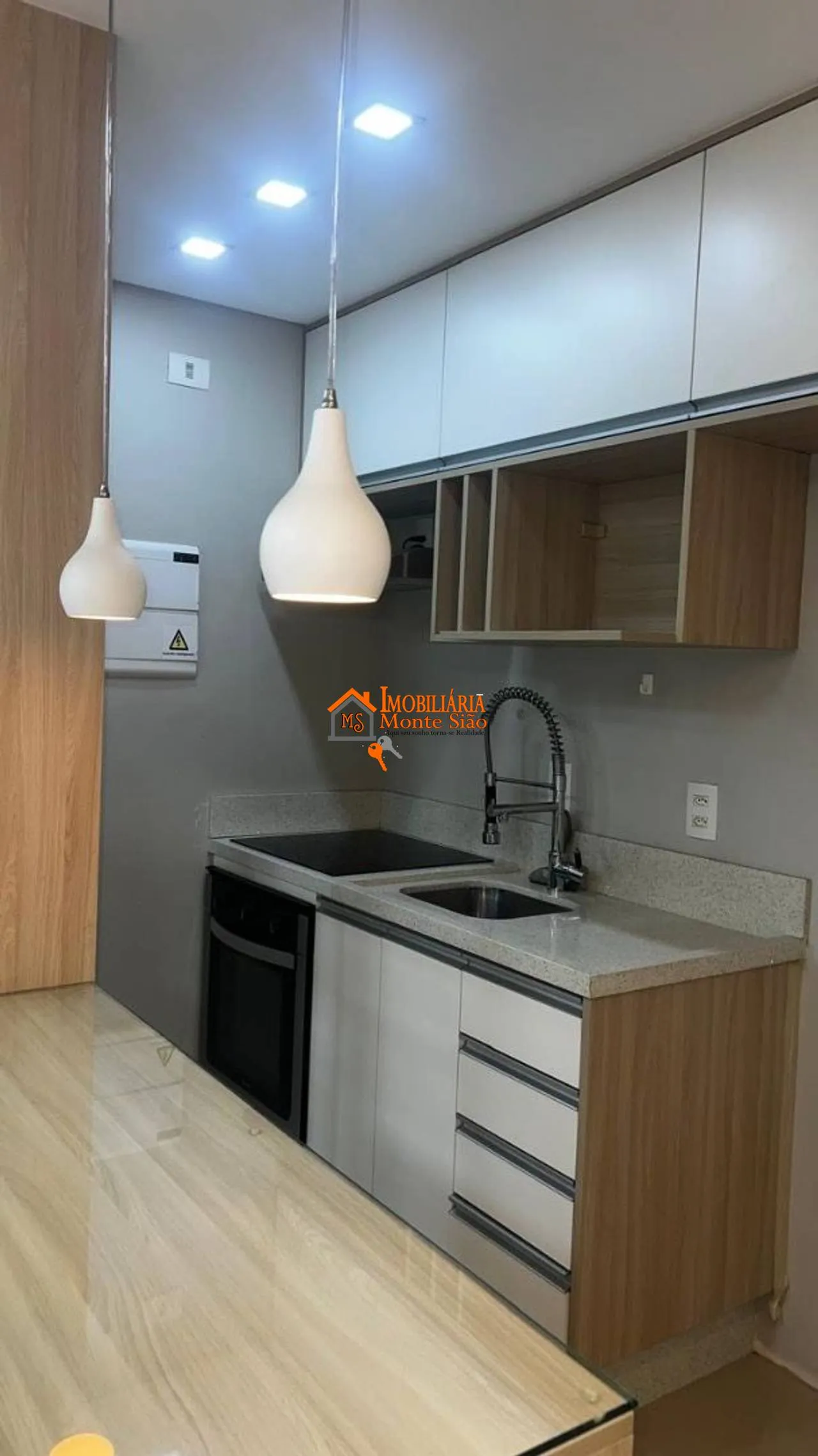 Imagem Apartamento com 2 dormitórios para alugar, 56 m² - Jardim Flor da Montanha - Guarulhos/SP