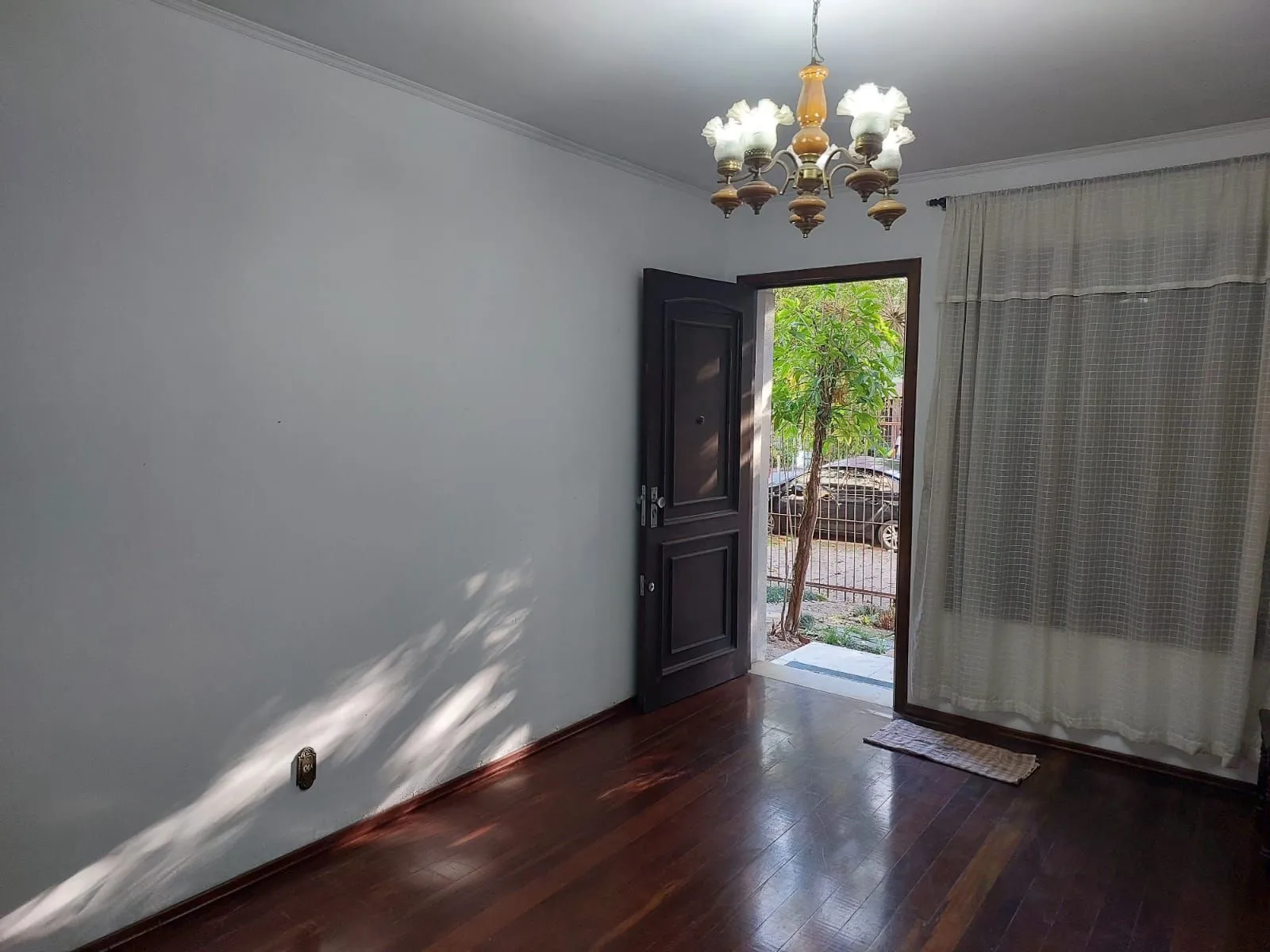 Imagem Casa a venda com 5 dormitórios no bairro Rio Branco.