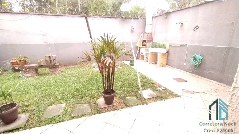 Imagem (PERMUTA) Sobrado em condomínio 03 quartos c/suíte, 03 vagas no Santa Cândida em Curitiba PR