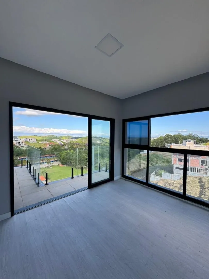 Imagem Sobrado com 3 dormitórios à venda, 230 m² por R$ 2.800.000,00 - Parque Santa Tereza - Santa Isabel/SP