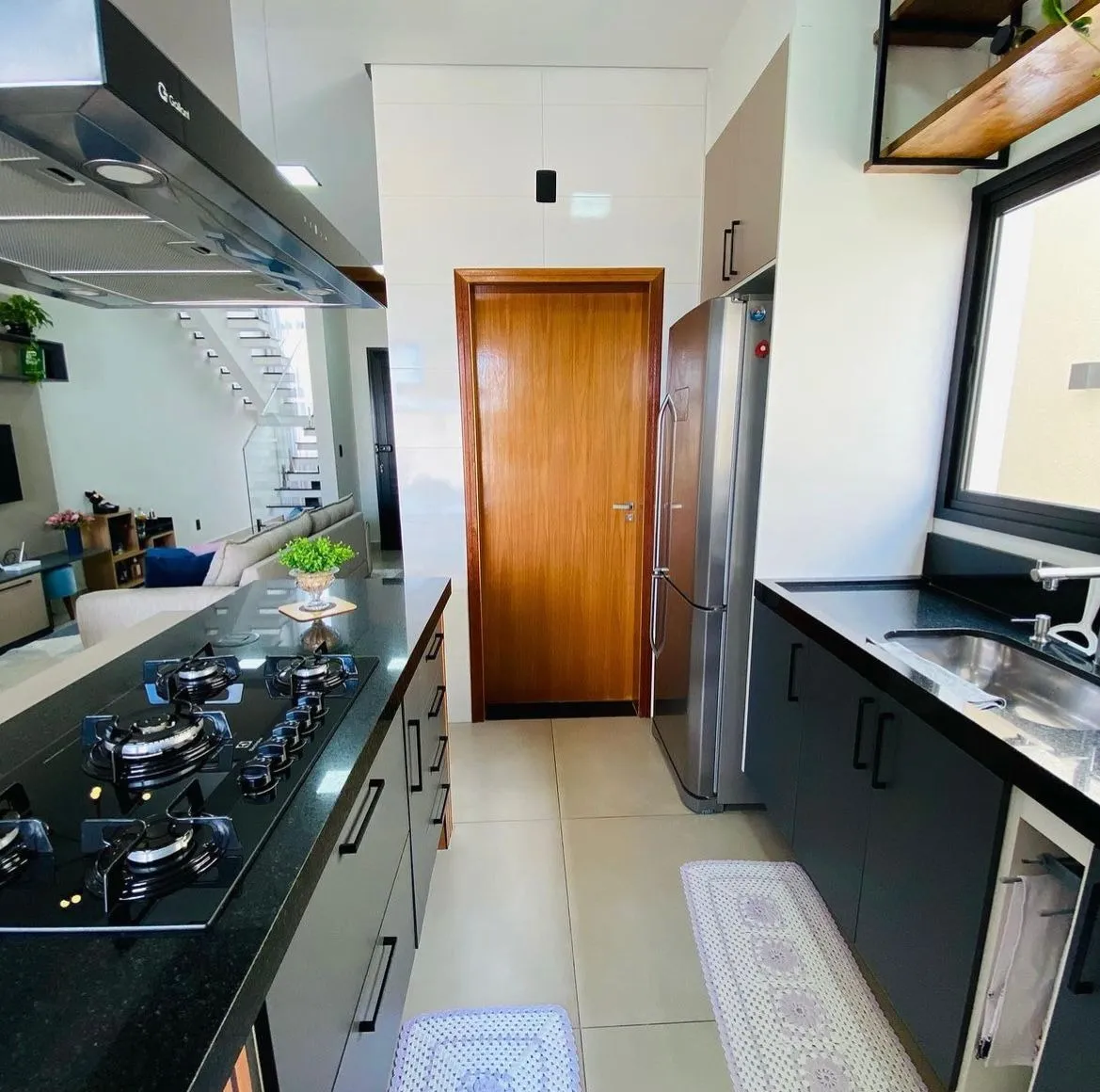 Imagem "Sobrado Exclusivo no Horto Florestal Villagio: Luxo, Espaço e Conforto em Um Só Lugar"