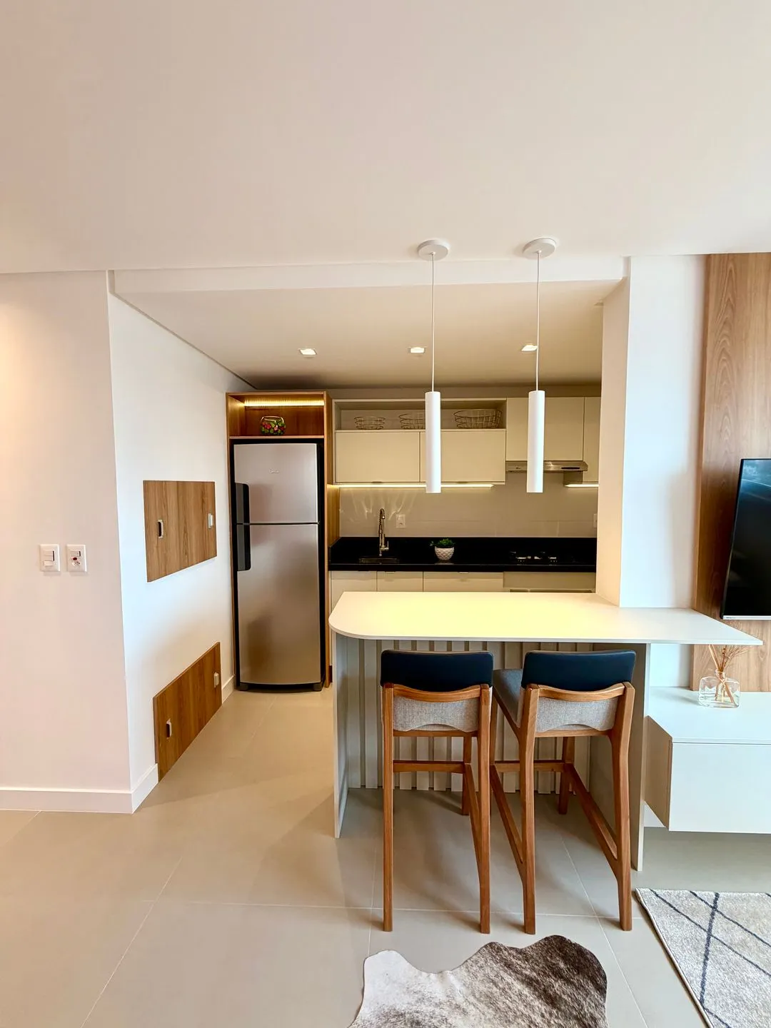 Imagem Apartamento à venda em Torres, Predial, com 1 quarto, 52m2