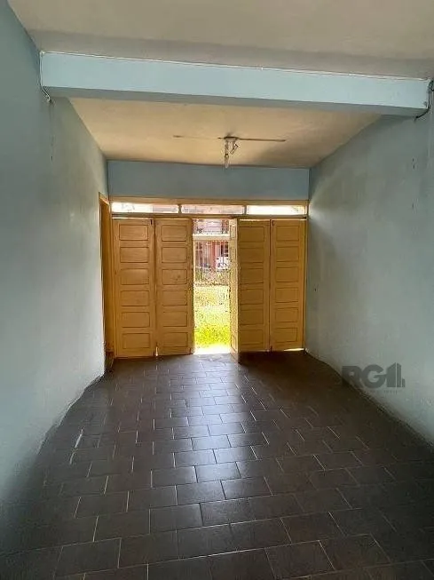 Imagem Casa de 3 dormitórios, bairro Sarandi