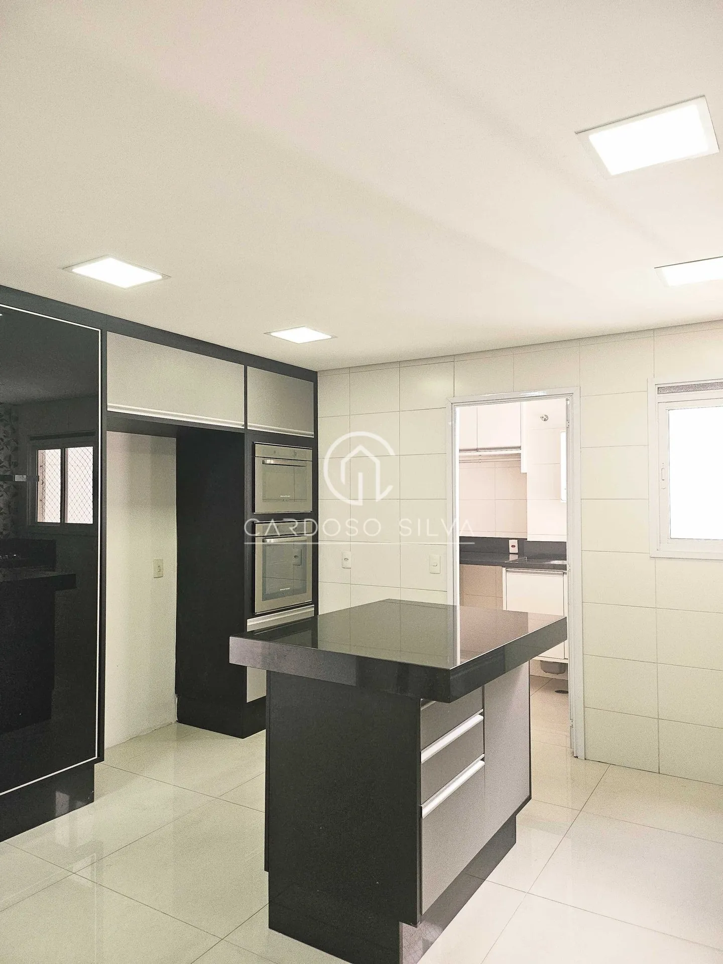 Imagem Apartamento de 162m2 no Condomínio Premier Espaço Cerâmica em São Caetano do Sul-SP